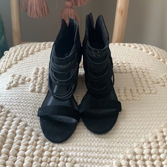 Black strappy wedges - never worn - Picture 3 of 6
